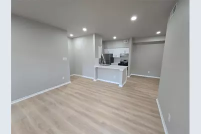 1818 Augusta Drive #15, Houston, TX 77057 - Photo 13