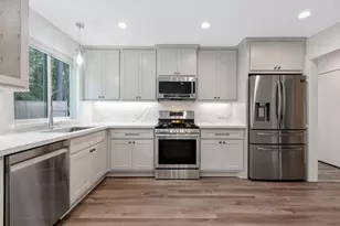 12 Edgewood Forest Ct, The Woodlands, TX 77381 - Photo 13