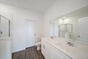 330 Smugglers Bay Ln, Crosby, TX 77532 - Photo 3