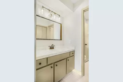 4410 T C Jester Boulevard #13, Houston, TX 77018 - Photo 15