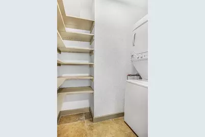 4410 T C Jester Boulevard #13, Houston, TX 77018 - Photo 19
