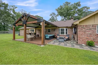 811 County Road 2267, Cleveland, TX 77327 - Photo 11
