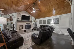 811 County Rd 2267, Cleveland, TX 77327 - Photo 15
