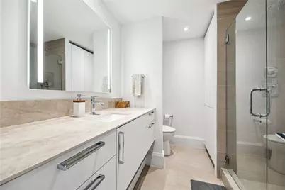 1701 Hermann Drive #23B, Houston, TX 77004 - Photo 15