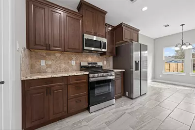 1107 Lyle W Avenue, Cleveland, TX 77327 - Photo 35