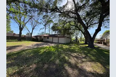 1822 Georgia Avenue, Deer Park, TX 77536 - Photo 1