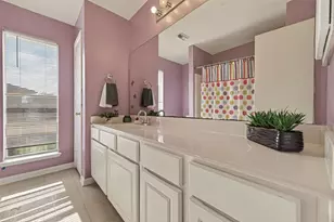 16315 April Ridge Dr, Houston, TX 77083 - Photo 23