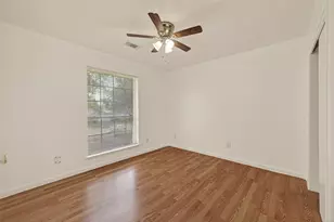 16315 April Ridge Dr, Houston, TX 77083 - Photo 19