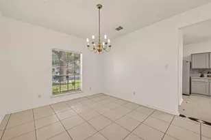 16315 April Ridge Dr, Houston, TX 77083 - Photo 5