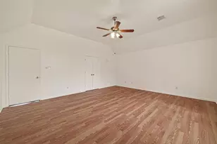 16315 April Ridge Dr, Houston, TX 77083 - Photo 31