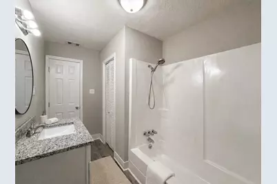 121 Lake Road, La Marque, TX 77568 - Photo 7