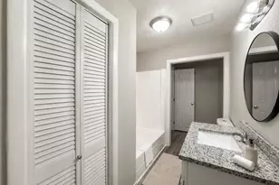 121 Lake Rd, La Marque, TX 77568 - Photo 15
