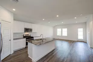 8922 Colicroot Dr, Rosharon, TX 77583 - Photo 11