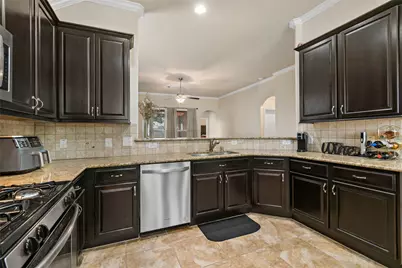 5206 Pale Sage Lane, Rosharon, TX 77583 - Photo 11