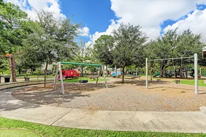 41 Crain Square Boulevard, Houston, TX 77025 - Photo 39