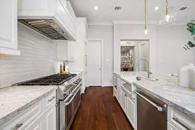 41 Crain Square Boulevard, Houston, TX 77025 - Photo 15