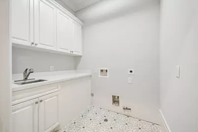 41 Crain Square Boulevard, Houston, TX 77025 - Photo 31
