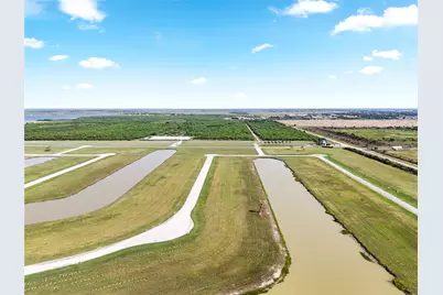 3003 Peninsula Point Drive, Palacios, TX 77465 - Photo 9