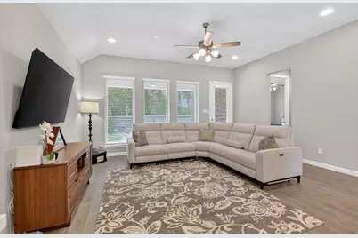 11231 Burgus Farm Road, Humble, TX 77346 - Photo 9