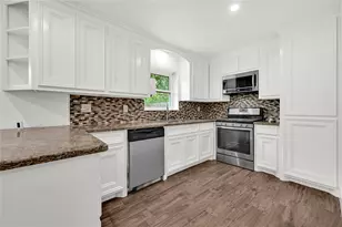 470 Beresford St, Houston, TX 77015 - Photo 3