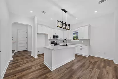 8215 Gladstone Street #B, Houston, TX 77051 - Photo 11
