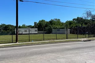 4815 E Tidwell Rd, Houston, TX 77016 - Photo 1
