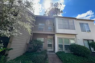 2100 Tanglewilde St, Houston, TX 77063 - Photo 3