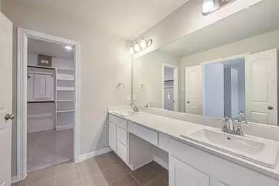 8040 Scanlan Trail, Missouri City, TX 77459 - Photo 13