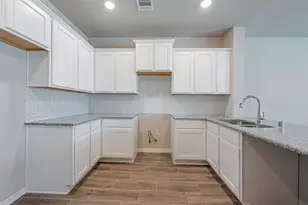 8040 Scanlan Trl, Missouri City, TX 77459 - Photo 7