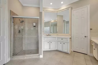 15511 Turtle Oak Court, Houston, TX 77059 - Photo 37