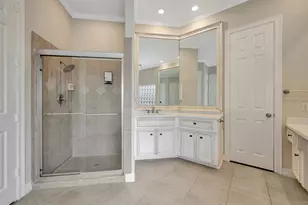 15511 Turtle Oak Ct, Houston, TX 77059 - Photo 37