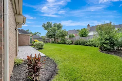 15511 Turtle Oak Court, Houston, TX 77059 - Photo 3