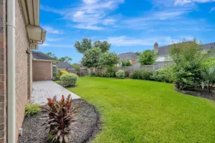 15511 Turtle Oak Ct, Houston, TX 77059 - Photo 3