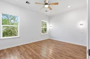 819 Junction Ave, Cleveland, TX 77327 - Photo 9