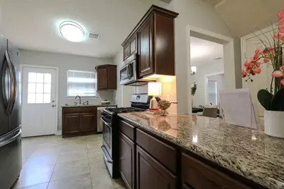 4609 University Oaks Boulevard, Houston, TX 77004 - Photo 15