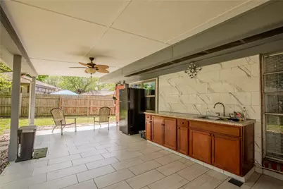 5611 Long Creek Lane, Houston, TX 77088 - Photo 15