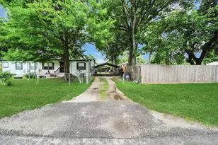 204 Edith St, Highlands, TX 77562 - Photo 31