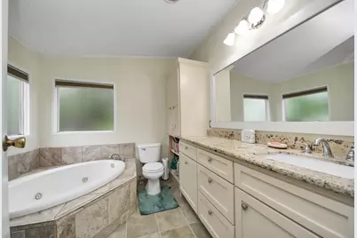 204 Edith Street, Highlands, TX 77562 - Photo 13