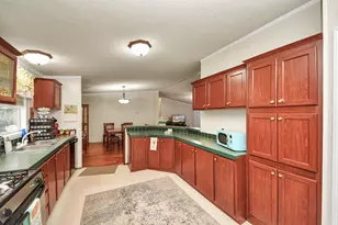 204 Edith St, Highlands, TX 77562 - Photo 21