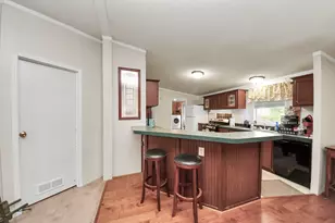 204 Edith St, Highlands, TX 77562 - Photo 19