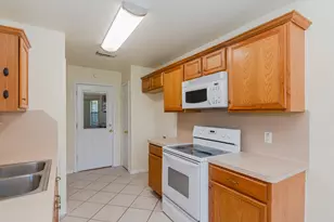 118 E Tenth St, Deer Park, TX 77536 - Photo 11