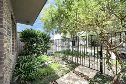 1807 W Webster Street, Houston, TX 77019 - Photo 9