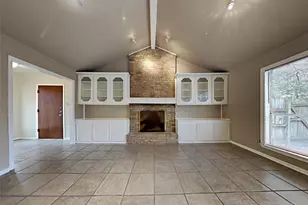 603 Blue Ridge Dr, Shenandoah, TX 77381 - Photo 3