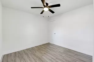 26218 Cypresswood Dr, Spring, TX 77373 - Photo 29