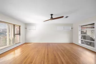 215 Fairbanks St, Houston, TX 77009 - Photo 9