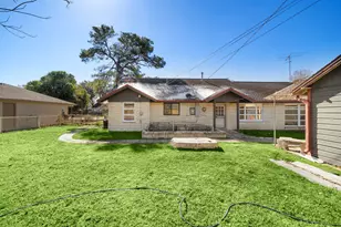 215 Fairbanks St, Houston, TX 77009 - Photo 33