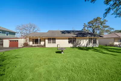 215 Fairbanks Street, Houston, TX 77009 - Photo 1