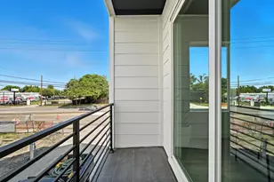 7729 Hammerly Blvd, Houston, TX 77055 - Photo 9