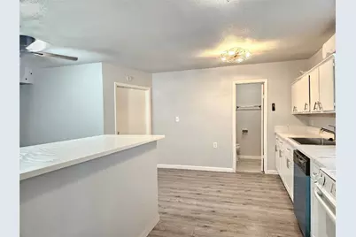 4419 W Bayshore Drive #3, Bacliff, TX 77518 - Photo 7
