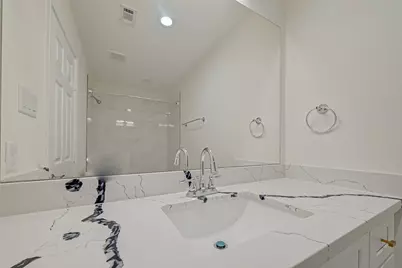 7339 Krueger Road #A, Houston, TX 77033 - Photo 19